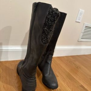 Gray knee high boots, size 9